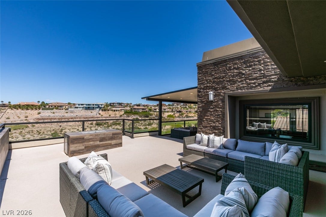 1376 Opal Valley Street, Henderson, NV 89052 1376 Opal Valley Street, Henderson, NV 89052