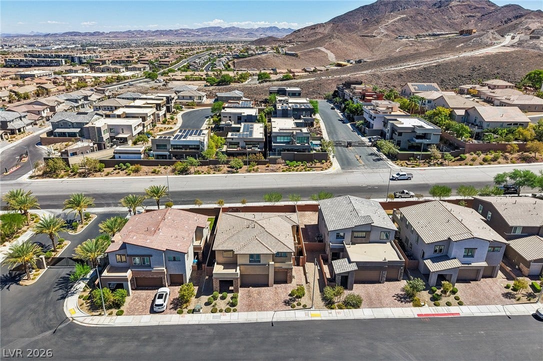 194 Viento Ridge Street, Henderson, NV 89012 Nestled near rolling desert hills, this suburban neighborhood features modern multi-level architecture.