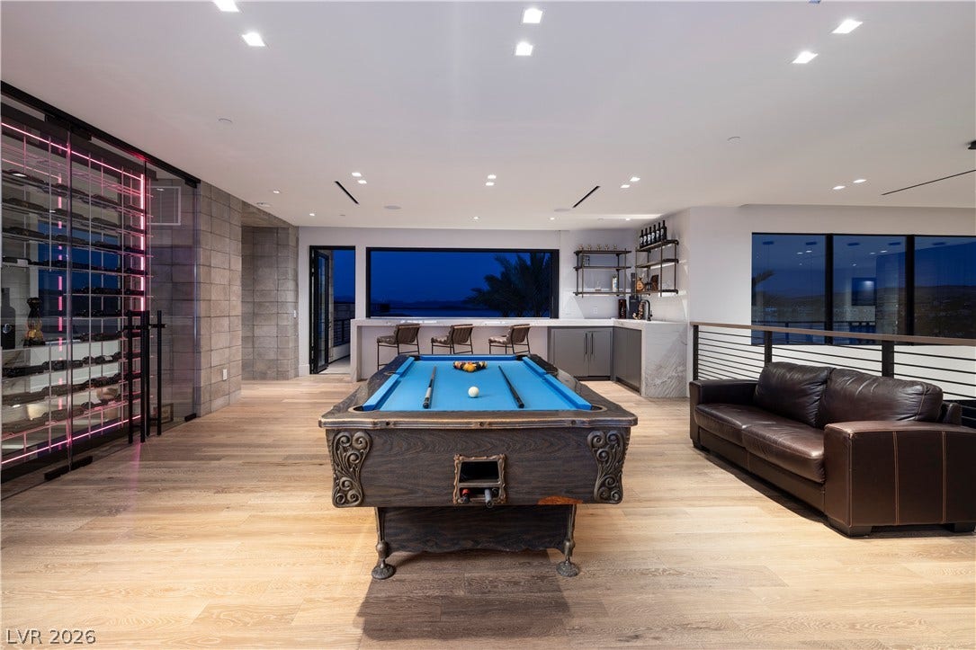 10 Sunrise Beach Circle, Henderson, NV 89011 Loft and Bar