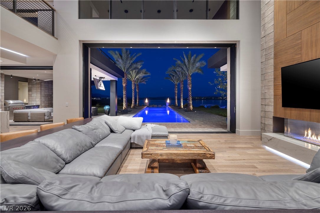 10 Sunrise Beach Circle, Henderson, NV 89011 10 Sunrise Beach Circle, Henderson, NV 89011