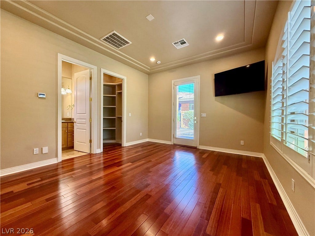 1517 Marbella Ridge Court, Las Vegas, NV 89117 Casita with full bathroom and walk-in closet