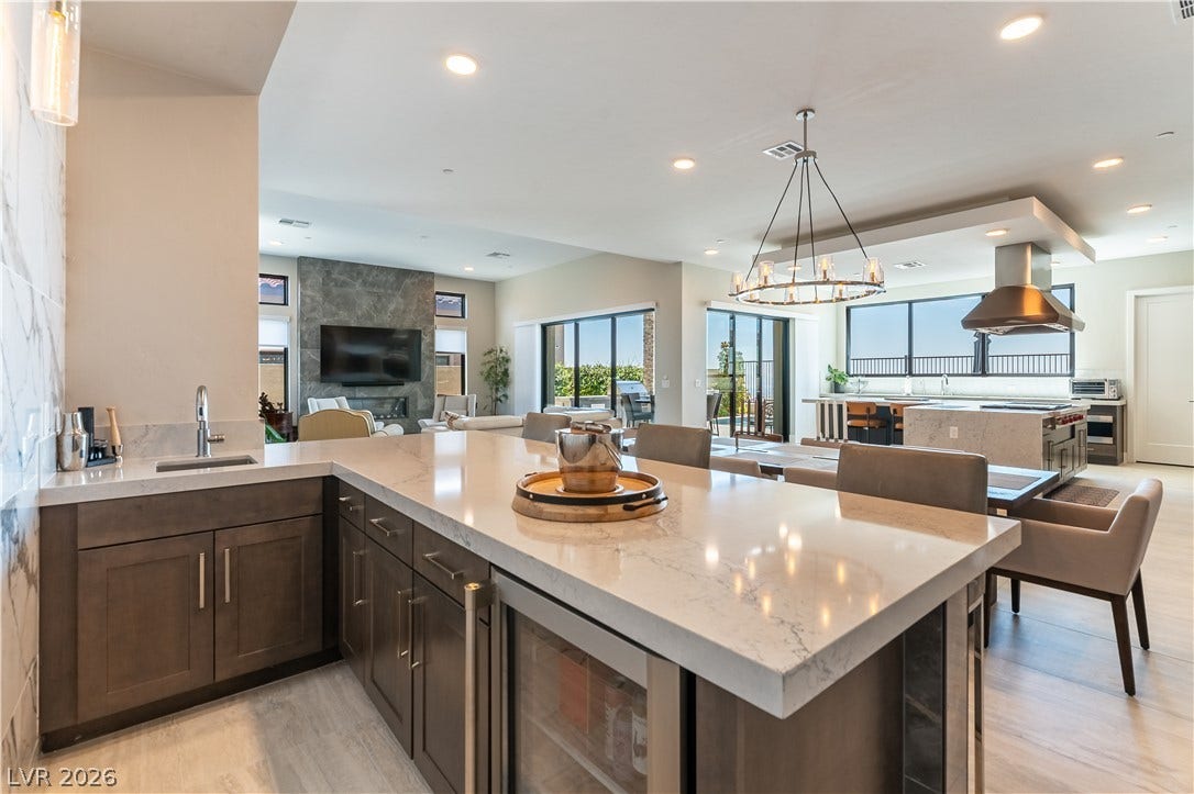 446 Highview Ridge Avenue, Las Vegas, NV 89138