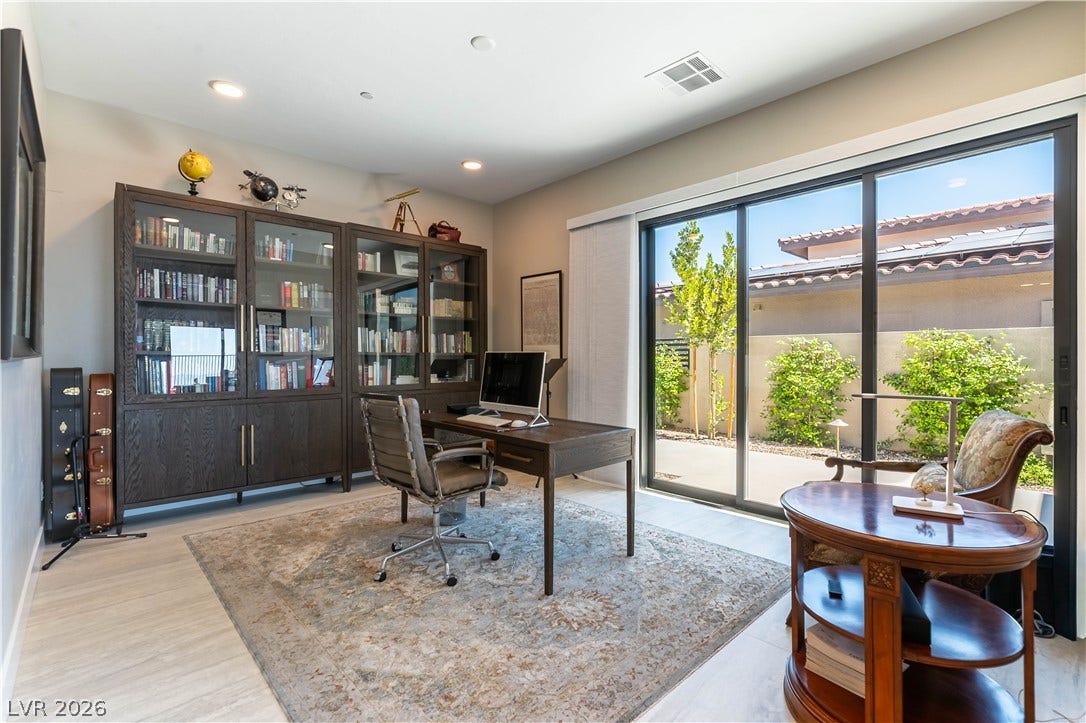 446 Highview Ridge Avenue, Las Vegas, NV 89138