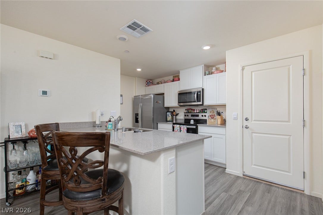 1596 Foley Bay Drive, North Las Vegas, NV 89084 Stainless steel appliances