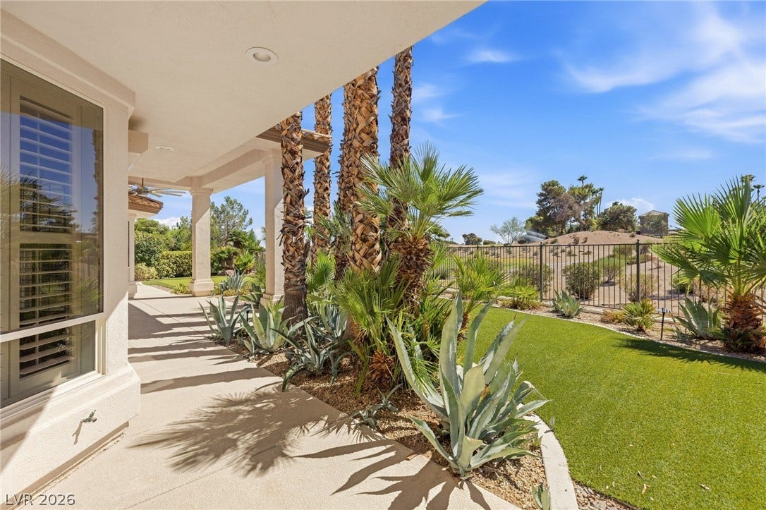 8633 Lakeridge Circle, Las Vegas, NV 89117 8633 Lakeridge Circle, Las Vegas, NV 89117