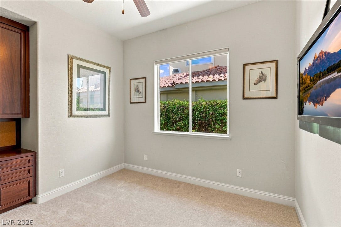 8633 Lakeridge Circle, Las Vegas, NV 89117 8633 Lakeridge Circle, Las Vegas, NV 89117