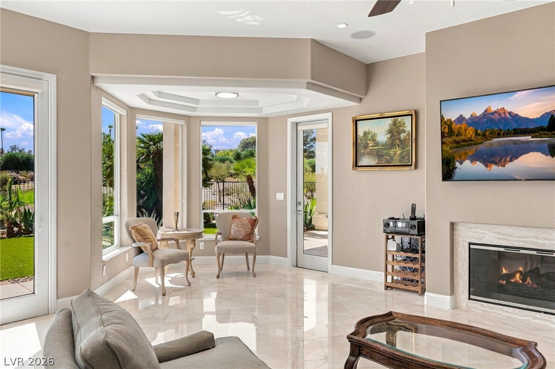 8633 Lakeridge Circle, Las Vegas, NV 89117 8633 Lakeridge Circle, Las Vegas, NV 89117
