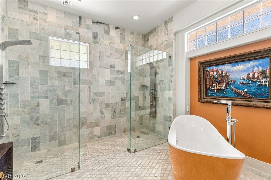 8633 Lakeridge Circle, Las Vegas, NV 89117 8633 Lakeridge Circle, Las Vegas, NV 89117