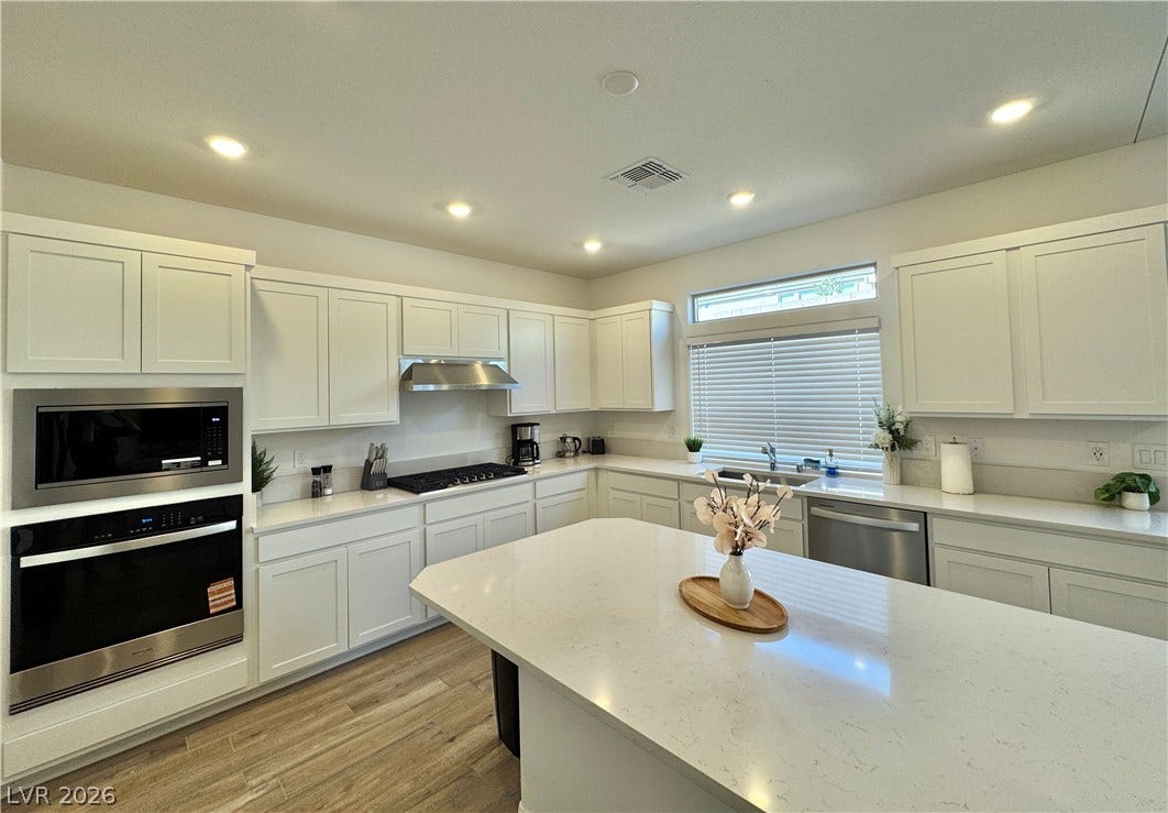 5763 Yellow House Street, Las Vegas, NV 89113 5763 Yellow House Street, Las Vegas, NV 89113