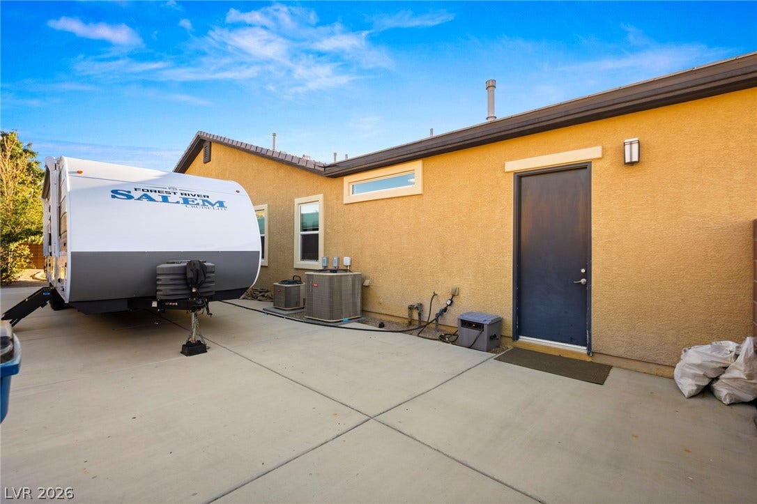 327 Castle Wynd Avenue, Las Vegas, NV 89183 RV Parking 20x55
