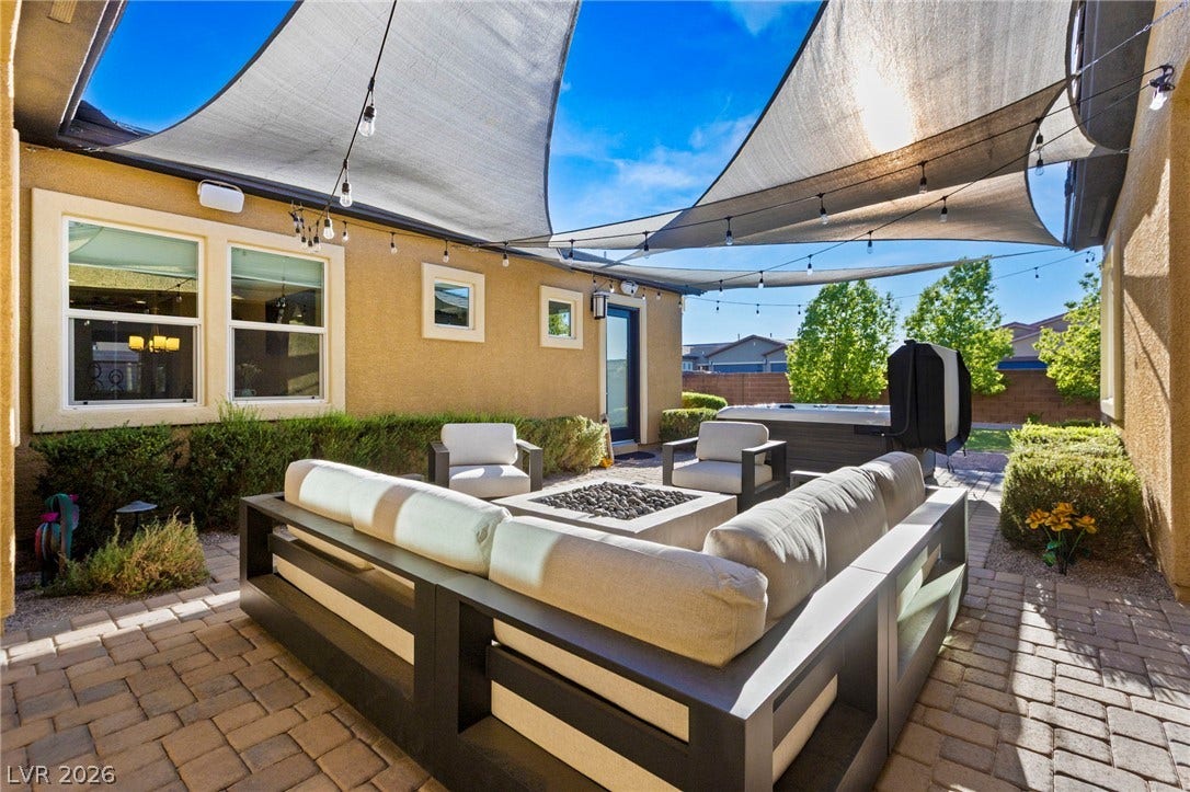 327 Castle Wynd Avenue, Las Vegas, NV 89183 327 Castle Wynd Avenue, Las Vegas, NV 89183