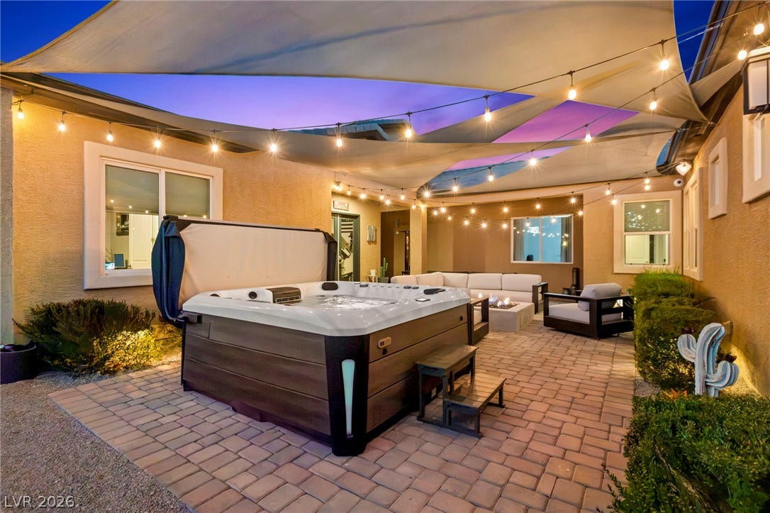 327 Castle Wynd Avenue, Las Vegas, NV 89183 327 Castle Wynd Avenue, Las Vegas, NV 89183