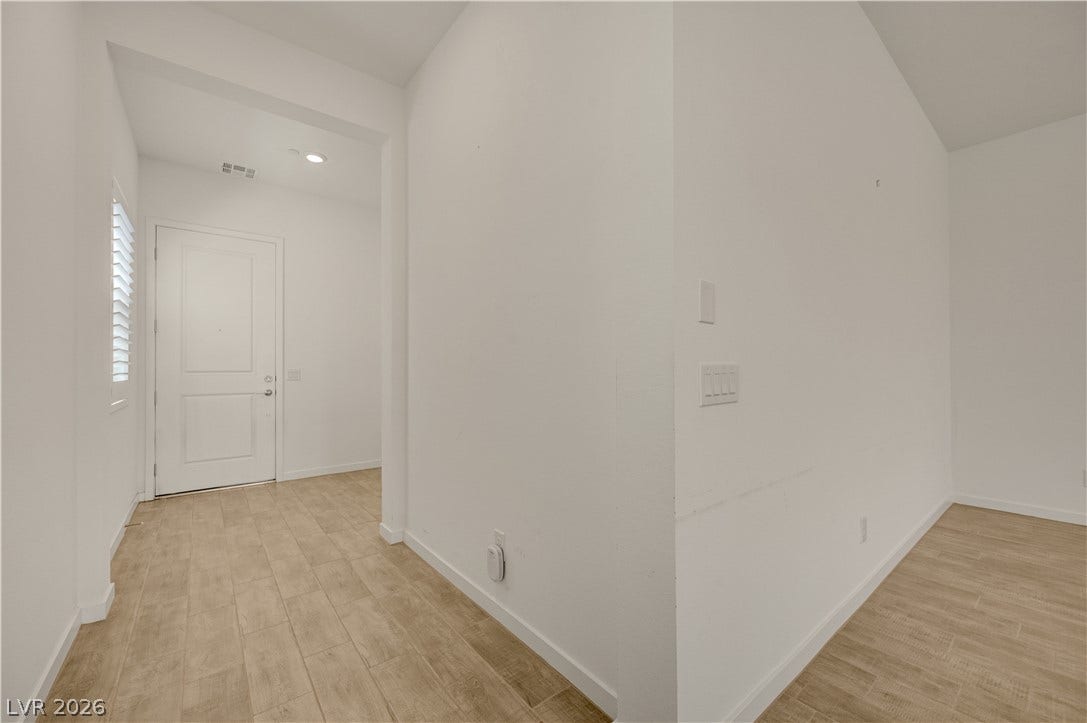 108 Barkset Way, Henderson, NV 89011 Hallway