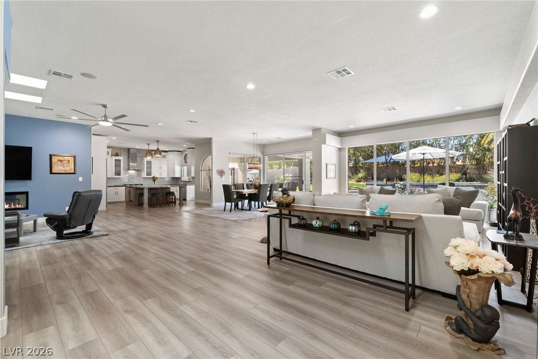 2227 Versailles Court, Henderson, NV 89074 2227 Versailles Court, Henderson, NV 89074