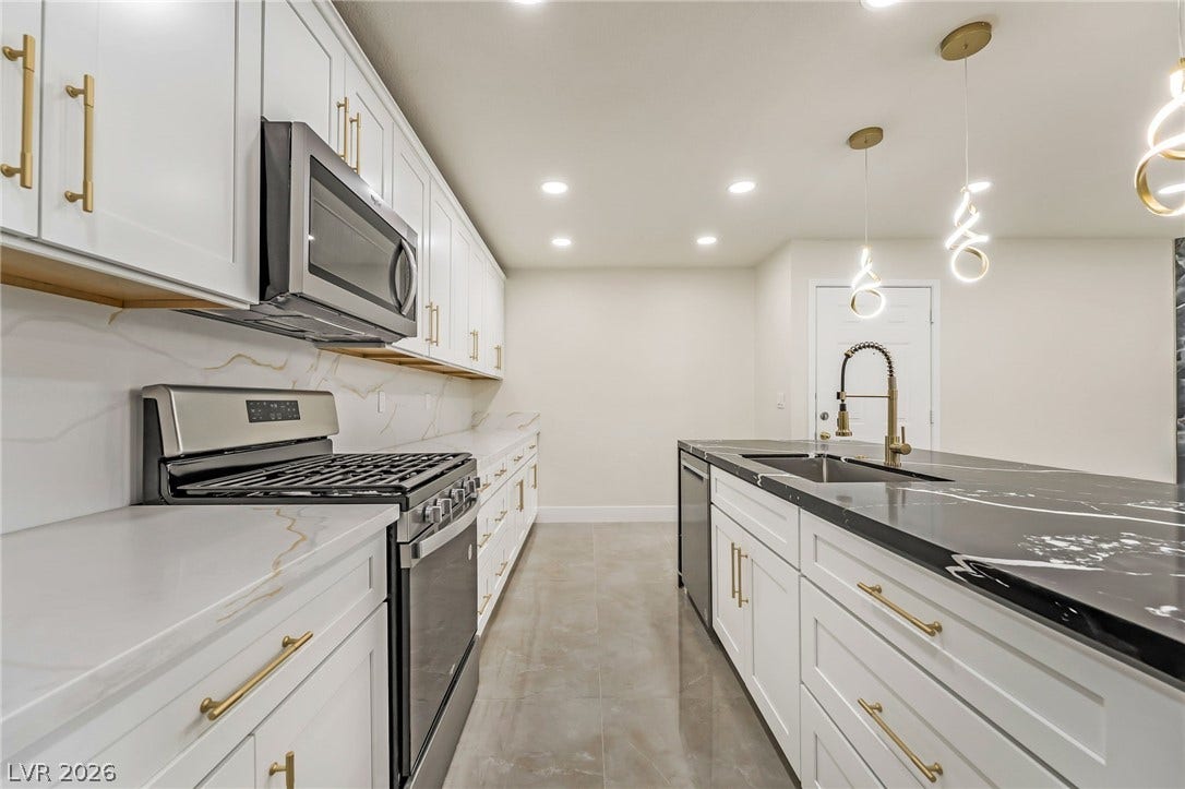 2200 S Fort Apache Road, #2073, Las Vegas, NV 89117