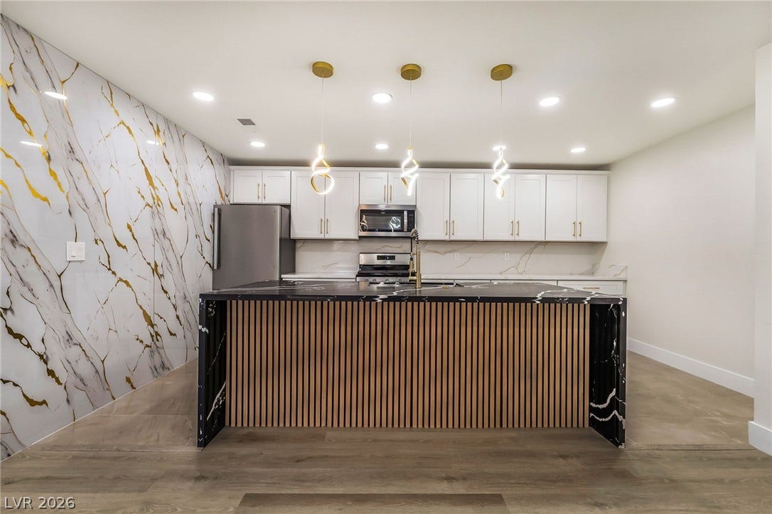 2200 S Fort Apache Road, #2073, Las Vegas, NV 89117