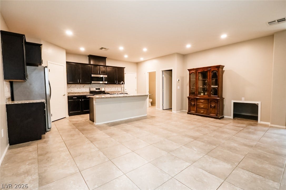 7230 Halo Falls Street, North Las Vegas, NV 89084 7230 Halo Falls Street, North Las Vegas, NV 89084