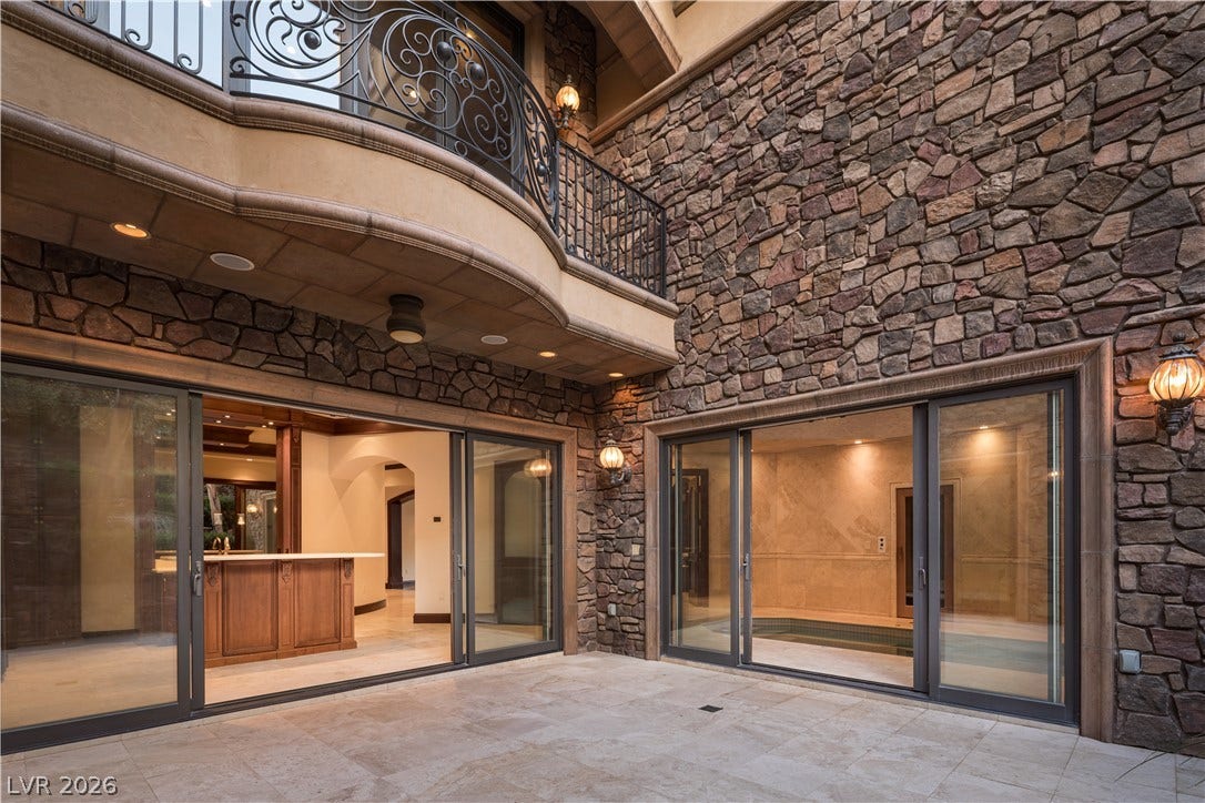 18 Olympia Hills, Las Vegas, NV 89141 18 Olympia Hills, Las Vegas, NV 89141