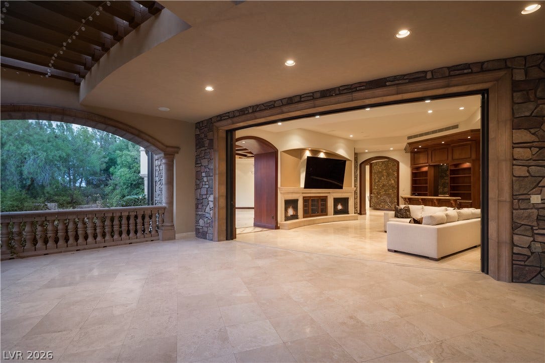 18 Olympia Hills, Las Vegas, NV 89141 18 Olympia Hills, Las Vegas, NV 89141