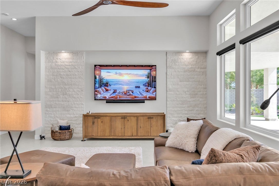 1508 Ten Palms Court, Las Vegas, NV 89117 Towering ceilings and clean architectural lines define this welcoming living space.