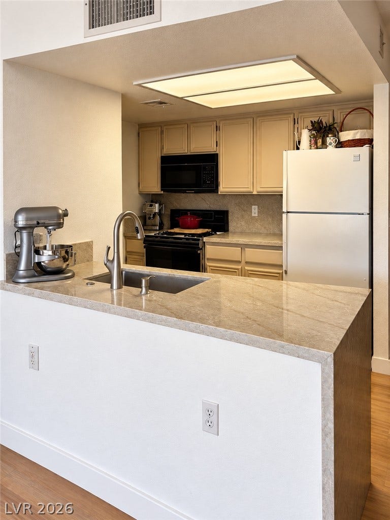 8070 W Russell Road, #2028, Las Vegas, NV 89113 8070 W Russell Road, #2028, Las Vegas, NV 89113