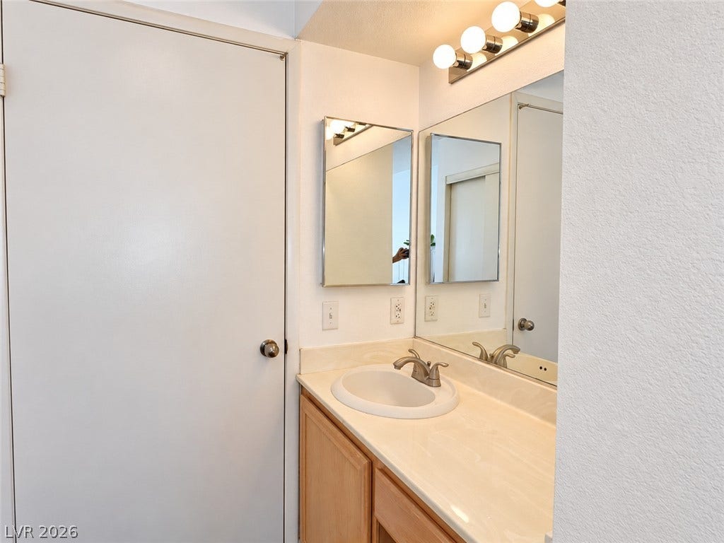 8070 W Russell Road, #2028, Las Vegas, NV 89113 8070 W Russell Road, #2028, Las Vegas, NV 89113
