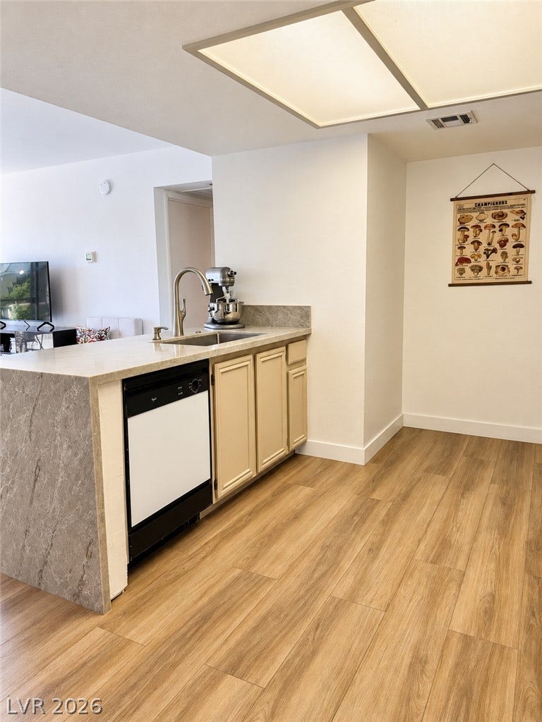 8070 W Russell Road, #2028, Las Vegas, NV 89113 8070 W Russell Road, #2028, Las Vegas, NV 89113