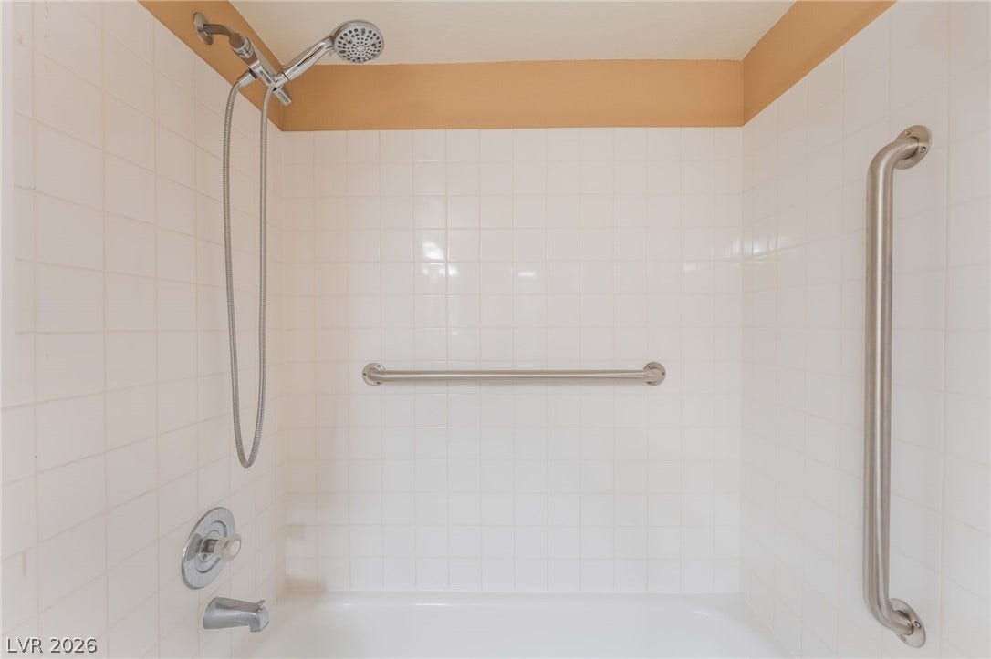 1305 Markwood Circle, #102, Las Vegas, NV 89128 Full bath featuring tub / shower combination