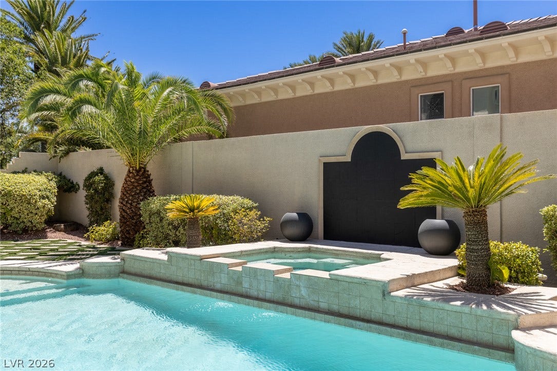 10205 Orkiney Drive, Las Vegas, NV 89144 Pool / Spa