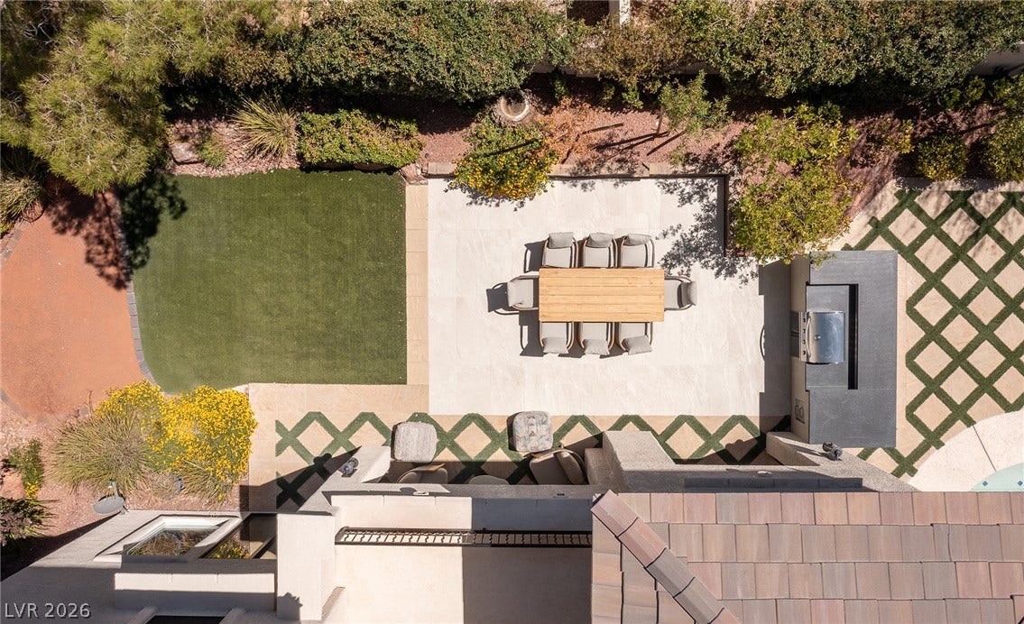 10205 Orkiney Drive, Las Vegas, NV 89144 Side Yard / Covered Patio / Built-in BBQ & Dining