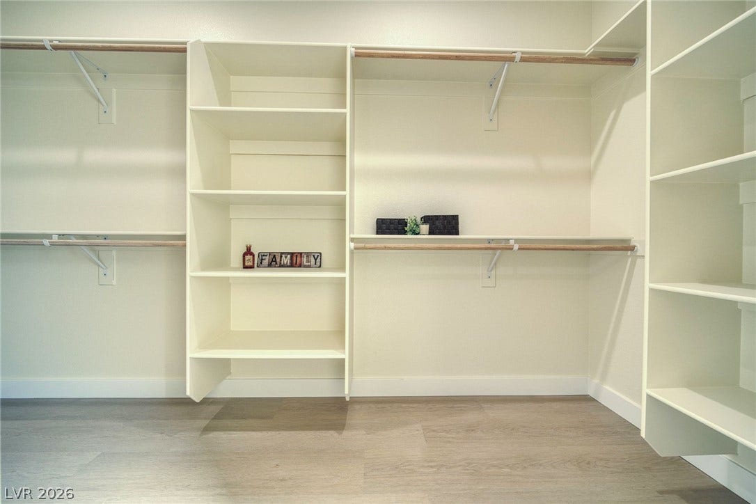 2880 S Red Rock, Pahrump, NV 89048 Lg walk-in closet