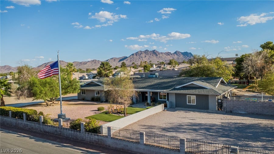 Property photo for 400 Sebastian Avenue, Henderson, NV