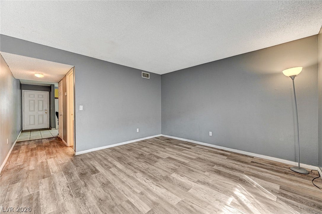 3567 Arville Street, #702B, Las Vegas, NV 89103 3567 Arville Street, #702B, Las Vegas, NV 89103