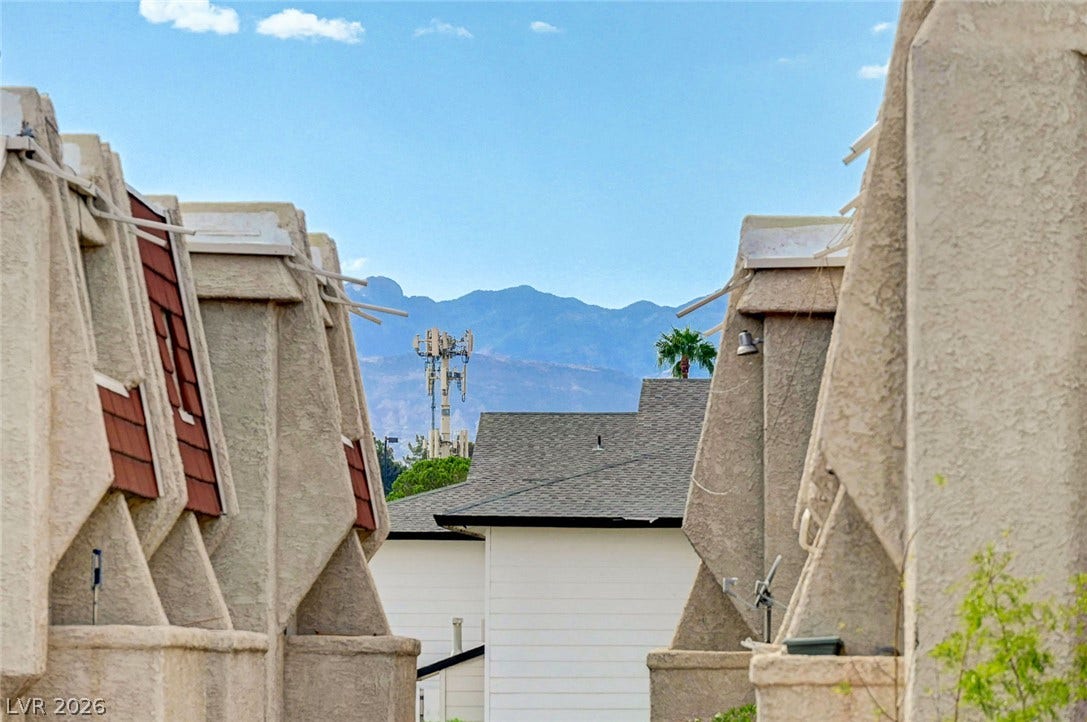 3567 Arville Street, #702B, Las Vegas, NV 89103 3567 Arville Street, #702B, Las Vegas, NV 89103