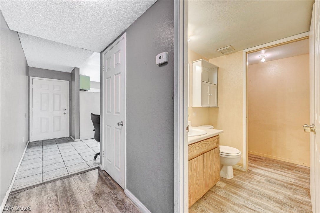 3567 Arville Street, #702B, Las Vegas, NV 89103 3567 Arville Street, #702B, Las Vegas, NV 89103