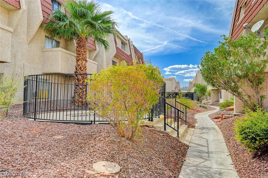 3567 Arville Street, #702B, Las Vegas, NV 89103 3567 Arville Street, #702B, Las Vegas, NV 89103