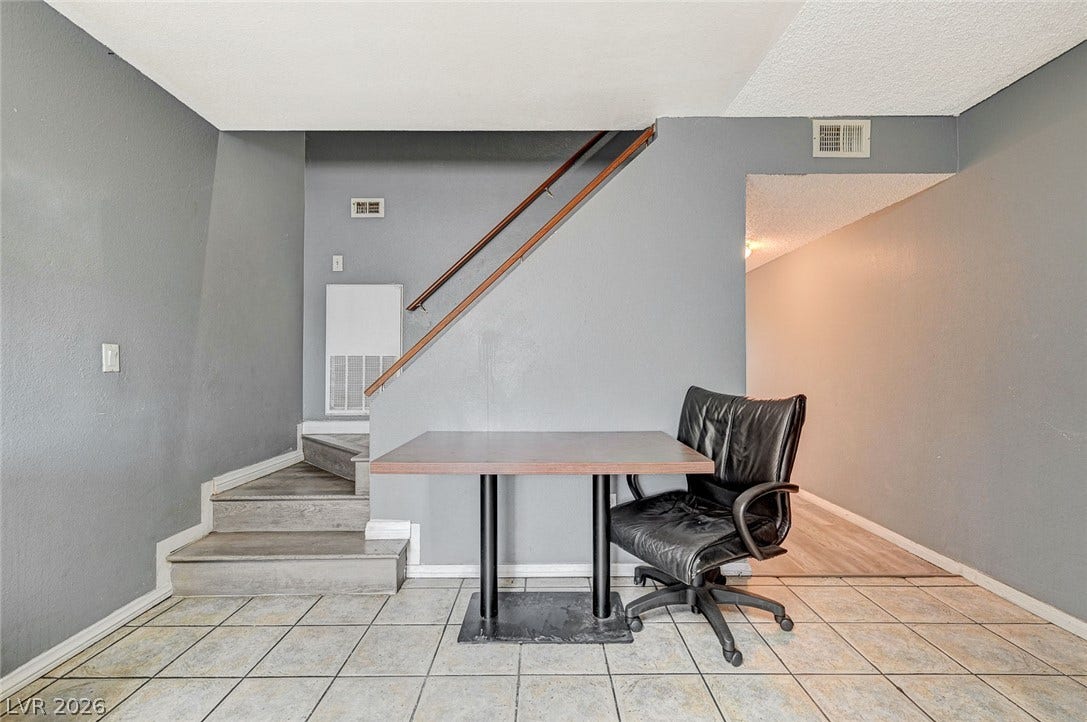 3567 Arville Street, #702B, Las Vegas, NV 89103 3567 Arville Street, #702B, Las Vegas, NV 89103