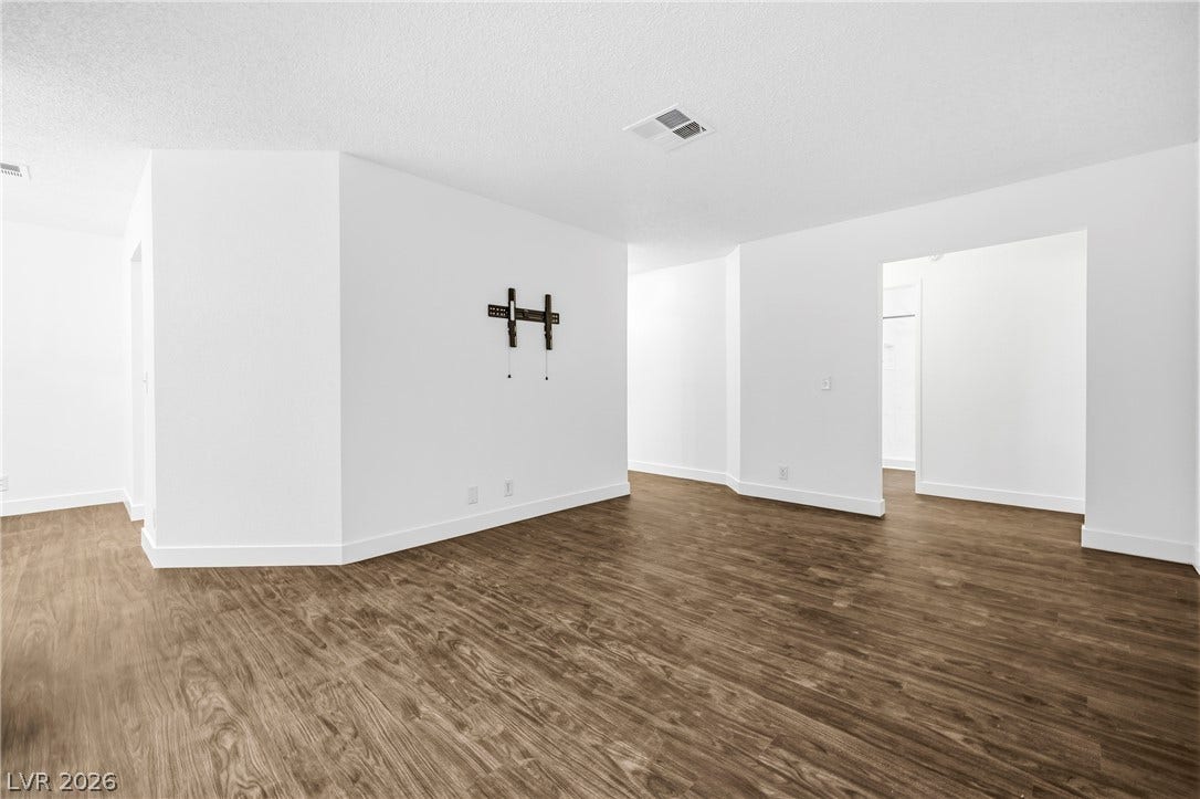 3151 Soaring Gulls Drive, #1060, Las Vegas, NV 89128