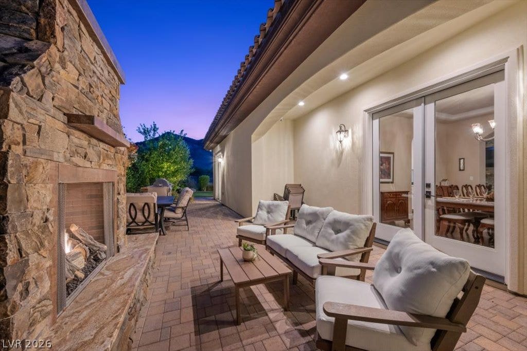 1 Camino Barcelona Place, Henderson, NV 89011 1 Camino Barcelona Place, Henderson, NV 89011