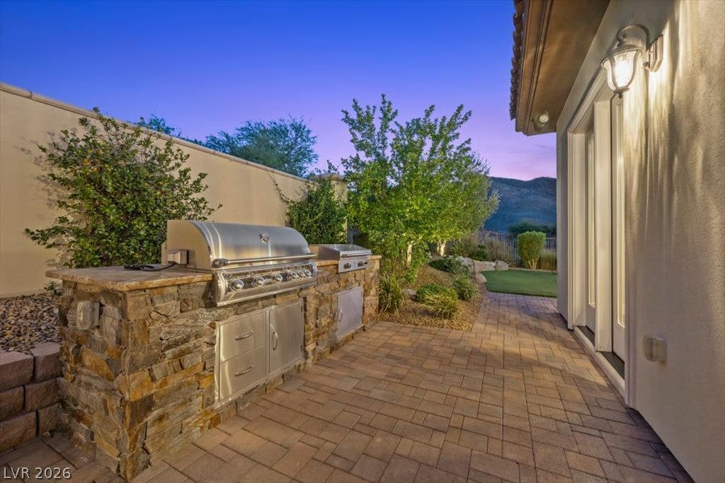 1 Camino Barcelona Place, Henderson, NV 89011 1 Camino Barcelona Place, Henderson, NV 89011