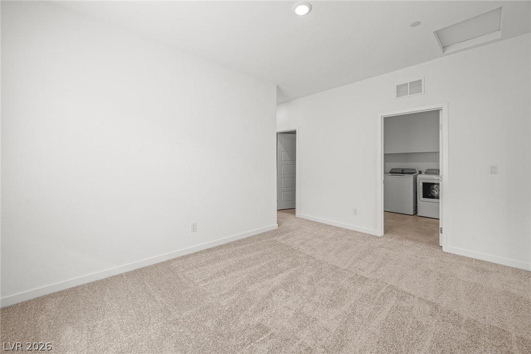 9568 Sagebrush Grove Street, Las Vegas, NV 89178 Plush carpeting and recessed lighting create a comfortable atmosphere inside this versatile bonus space.