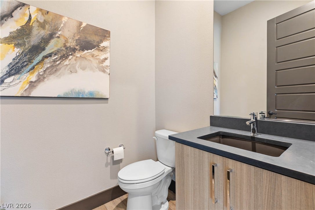 2999 The Peaks Lane, Las Vegas, NV 89138 downstairs guest bathroom
