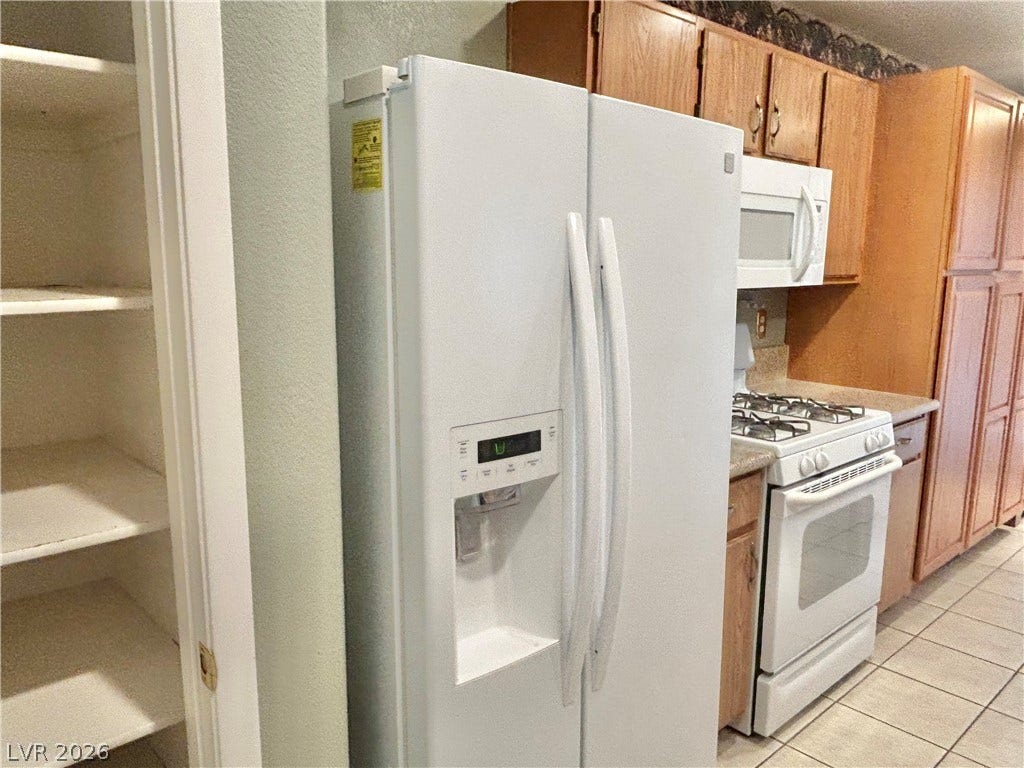 5518 Ramirez Street, North Las Vegas, NV 89031 Pantry