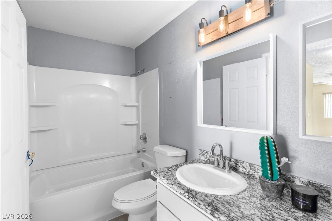1375 E Hacienda Avenue, #214, Las Vegas, NV 89119 1375 E Hacienda Avenue, #214, Las Vegas, NV 89119