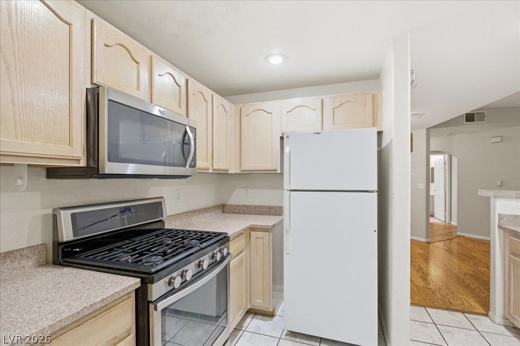 1708 Hills Of Red Drive, #104, Las Vegas, NV 89128 1708 Hills Of Red Drive, #104, Las Vegas, NV 89128