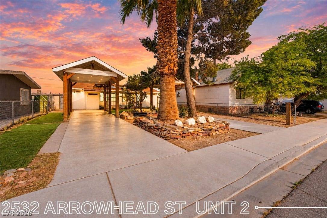 Welcome to 2532 Arrowhead St Unit 2, NO HOA