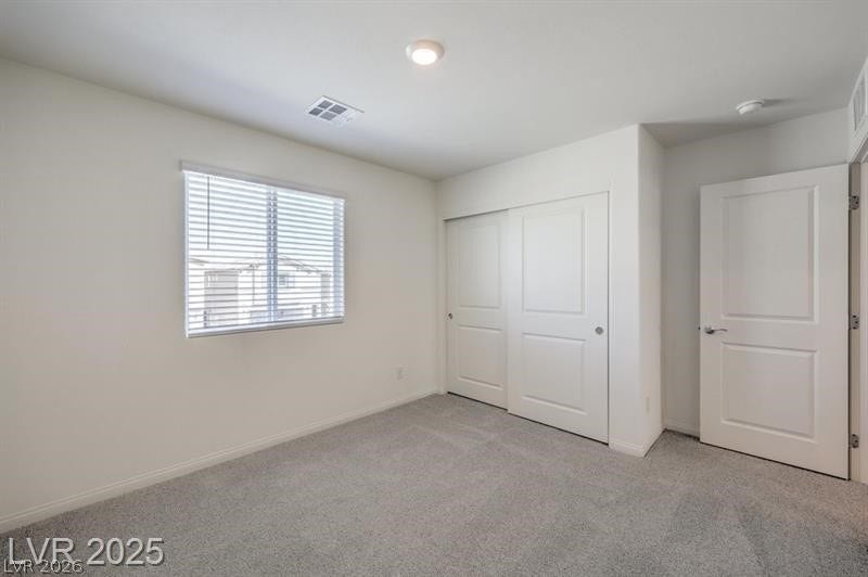 Photos are of model home and are for representational purposes only. Actual home finishes may vary;