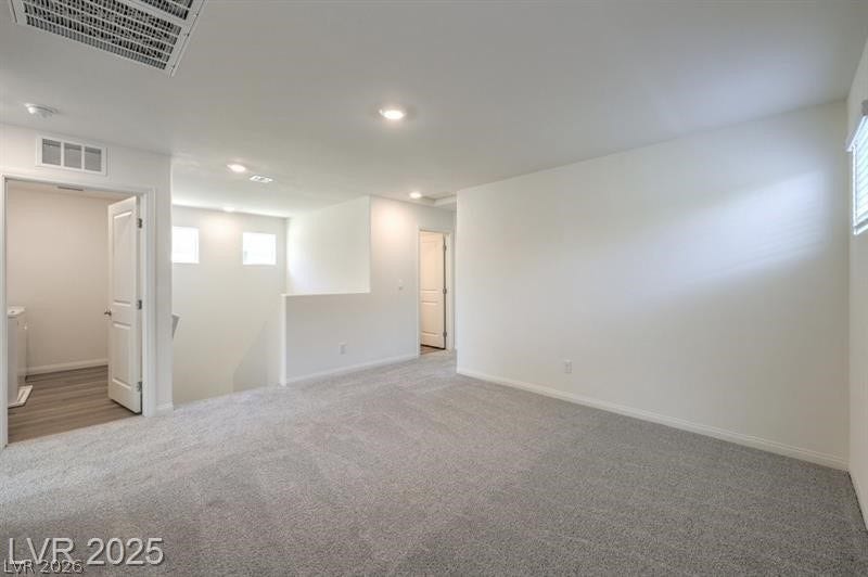 Photos are of model home and are for representational purposes only. Actual home finishes may vary;