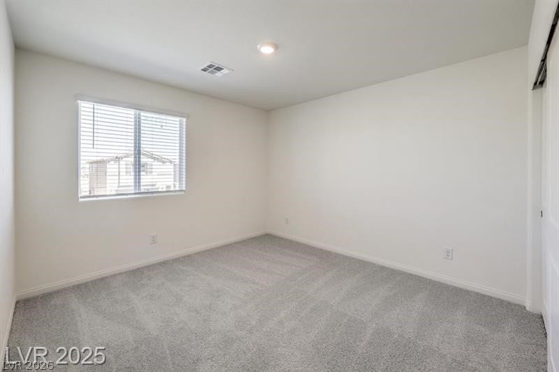 Photos are of model home and are for representational purposes only. Actual home finishes may vary;