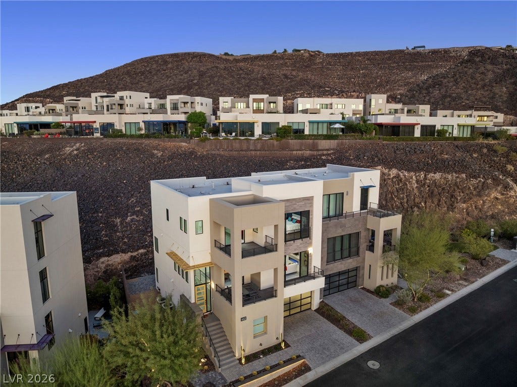 442 Serenity Point Drive, Henderson, NV 89012 442 Serenity Point Drive, Henderson, NV 89012